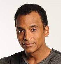 Read more about the article Urodziny: Jon Secada (04.10)